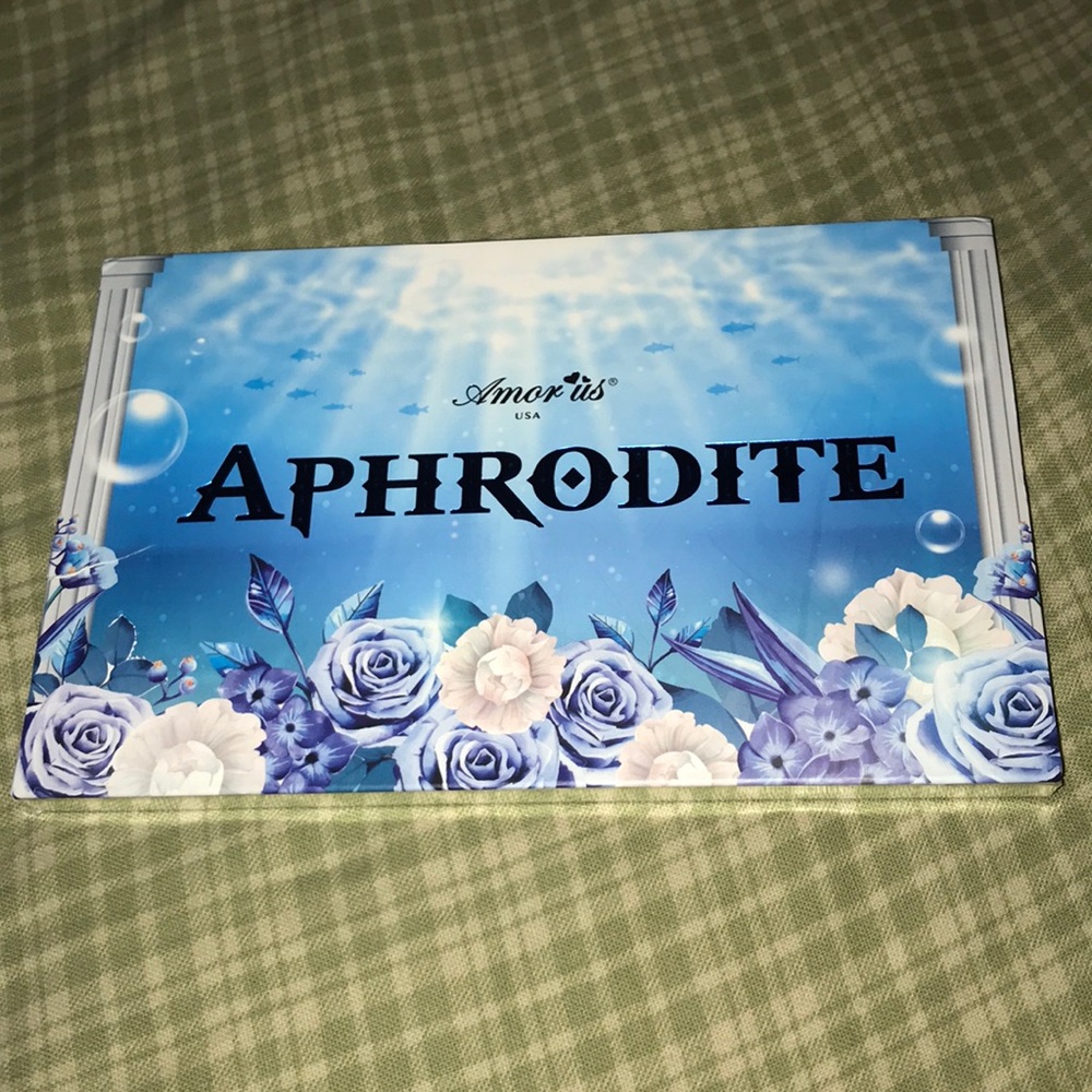 NWT Aphrodite Eyeshadow Pallet